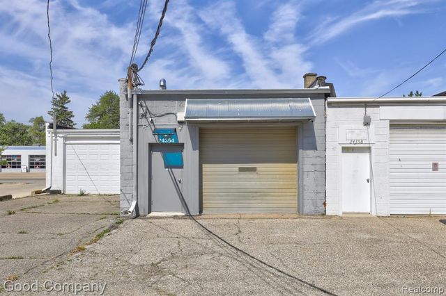 24354 John R Road, Hazel Park, MI 48030