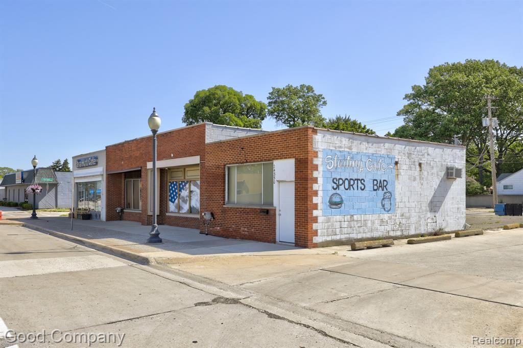 24354 John R Road, Hazel Park, MI 48030
