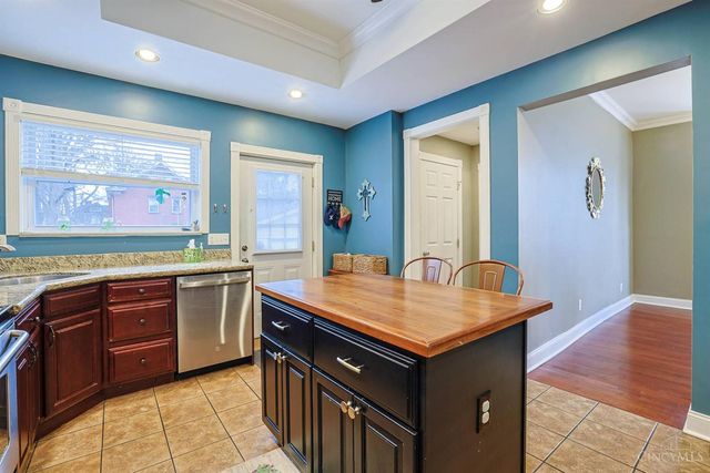 2272 Monroe Avenue, Norwood, OH 45212