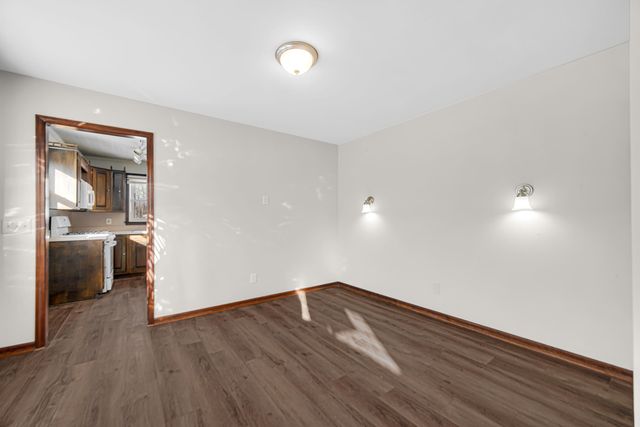 2044 Hidden Valley Drive, Crown Point, IN 46307