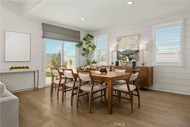 1553 E Holguin Street, Lancaster, CA 93534