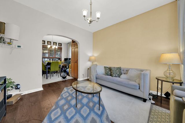 6217 S Claremont Avenue, Chicago, IL 60636