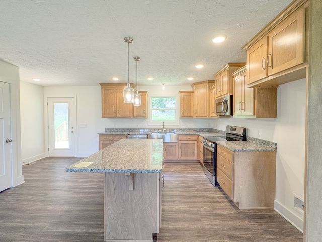 944 Wartrace Hwy, Pleasant Shade, TN 37145