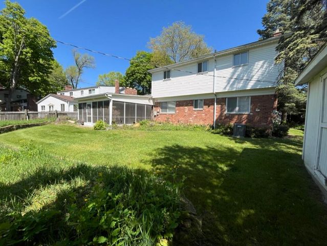 21377 Concord Street, Southfield, MI 48076