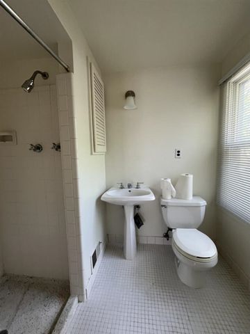 21377 Concord Street, Southfield, MI 48076