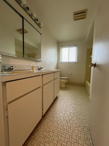21377 Concord Street, Southfield, MI 48076
