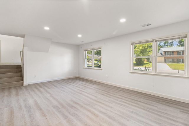12982 ORLEANS ST, Woodbridge, VA 22192