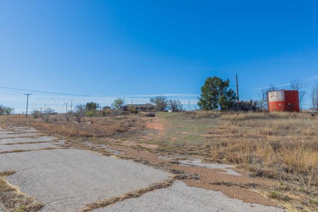 3501 E HASTINGS Avenue, Amarillo, TX 79108
