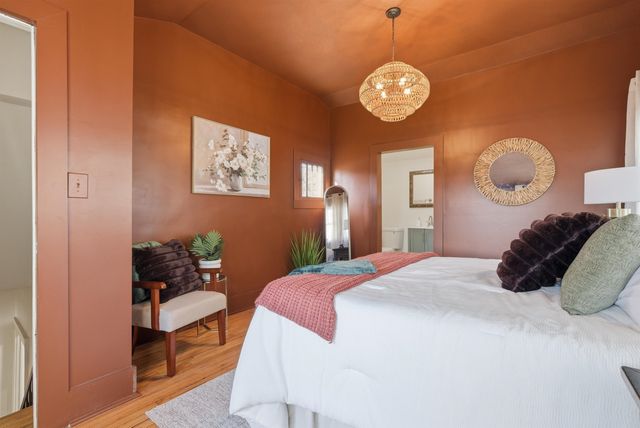 329 S Clifton Ave, Wichita, KS 67218