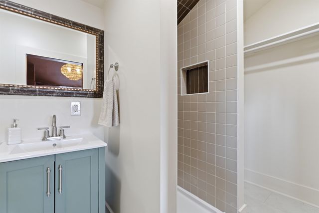 329 S Clifton Ave, Wichita, KS 67218