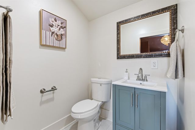 329 S Clifton Ave, Wichita, KS 67218