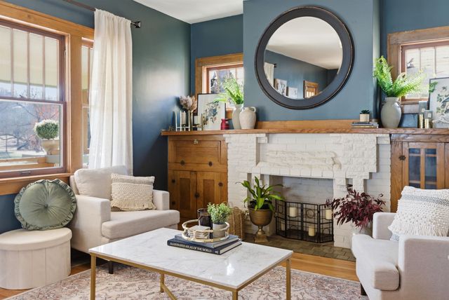 329 S Clifton Ave, Wichita, KS 67218