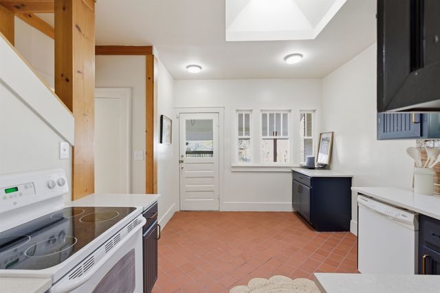 329 S Clifton Ave, Wichita, KS 67218