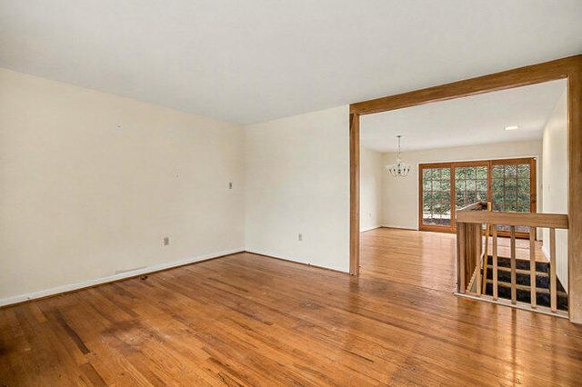 923 Kenridge Drive, Villa Hills, KY 41017