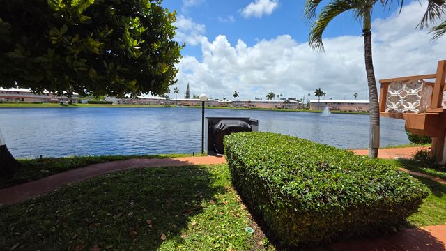 900 SW 10th Terrace 2s, Hallandale Beach, FL 33009