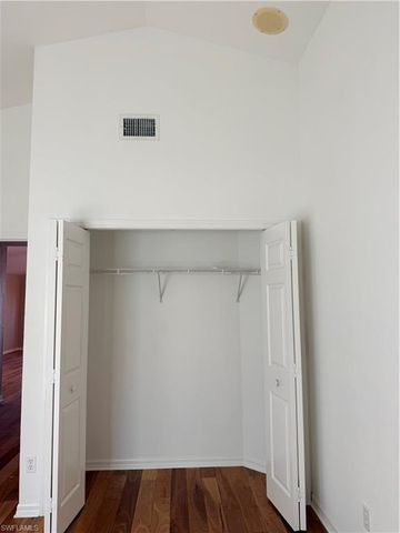 3307 Rosinka CT 33, Naples, FL 34112