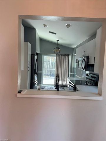 3307 Rosinka CT 33, Naples, FL 34112