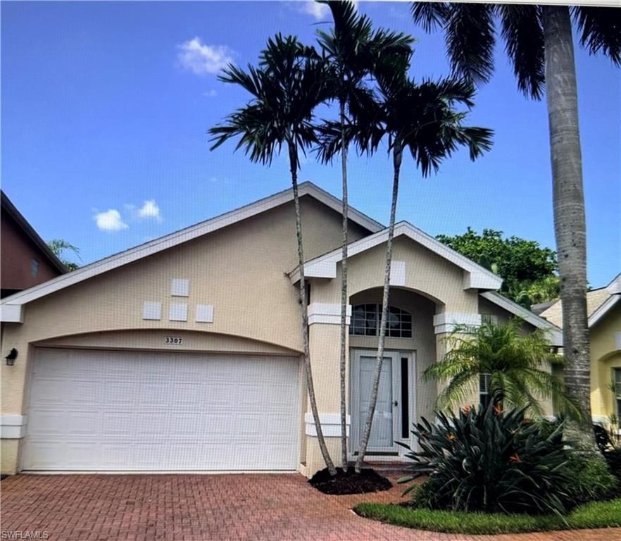 3307 Rosinka CT 33, Naples, FL 34112
