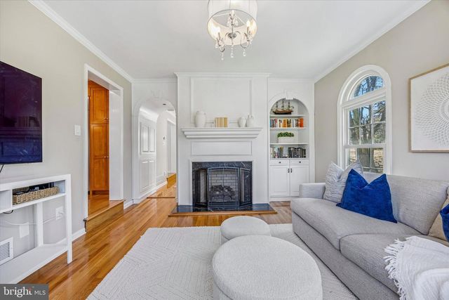 872 ROSCOMMON RD, Bryn Mawr, PA 19010