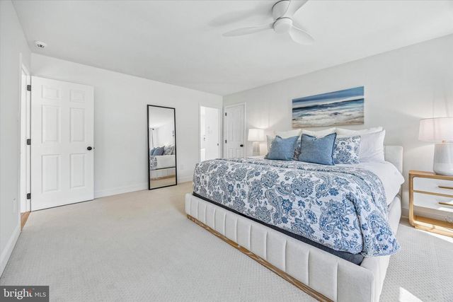 872 ROSCOMMON RD, Bryn Mawr, PA 19010