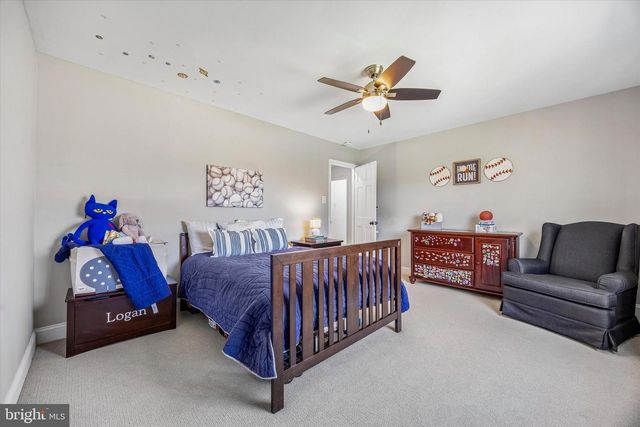 872 ROSCOMMON RD, Bryn Mawr, PA 19010