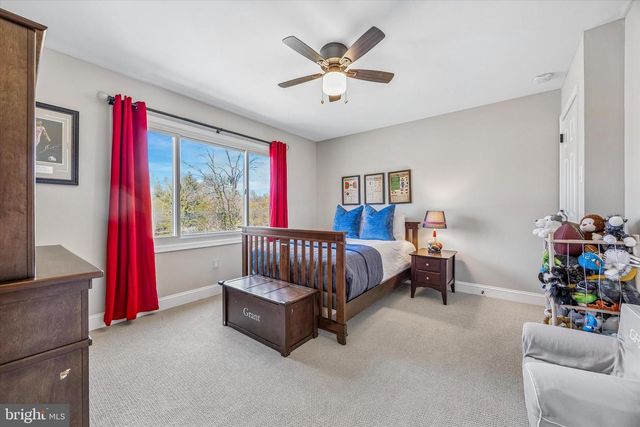 872 ROSCOMMON RD, Bryn Mawr, PA 19010