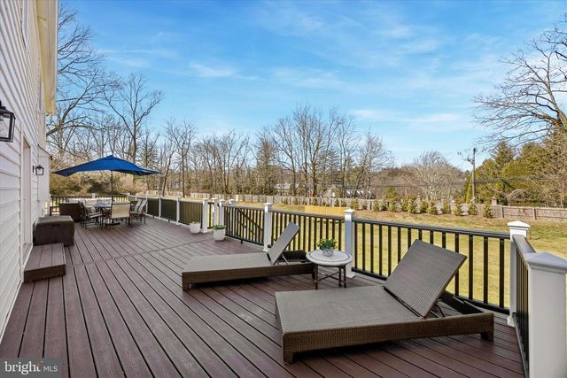 872 ROSCOMMON RD, Bryn Mawr, PA 19010