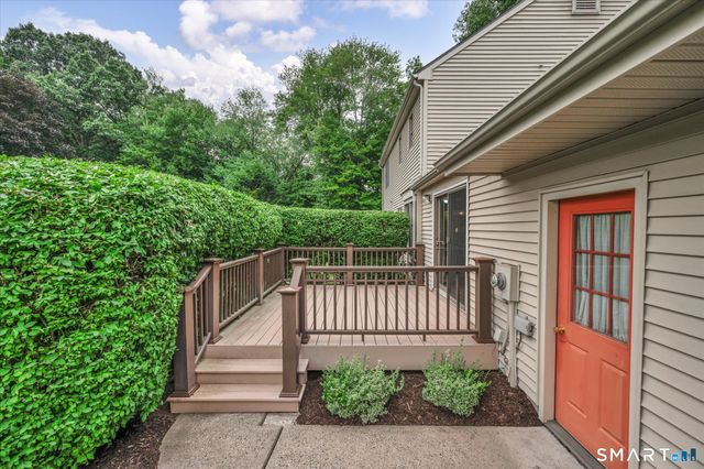 2 Sachem Drive, Cromwell, CT 06416