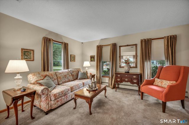 2 Sachem Drive, Cromwell, CT 06416
