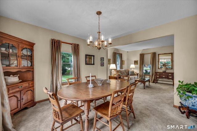 2 Sachem Drive, Cromwell, CT 06416