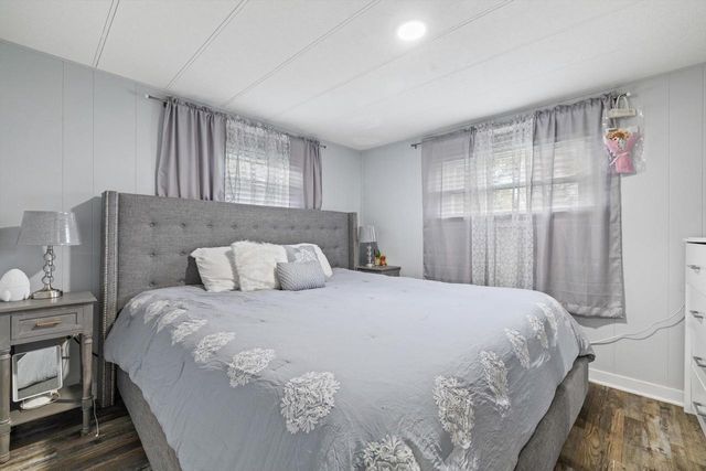 1455 Greenfield AVENUE, Burlington, WI 53105