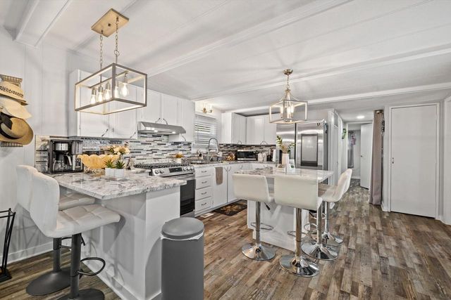 1455 Greenfield AVENUE, Burlington, WI 53105