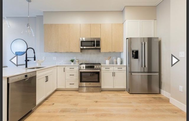 70 Leo Birmingham Parkway 405, Boston, MA 02135