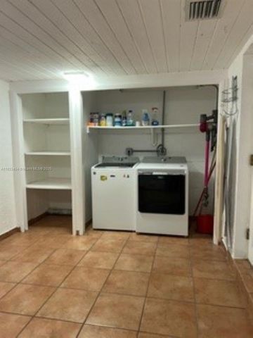 5780 SW 59th Pl, South Miami, FL 33143