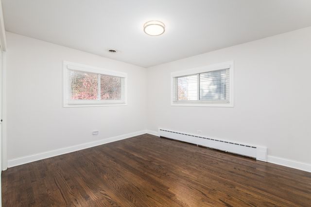 101 N Pine Street, Mount Prospect, IL 60056