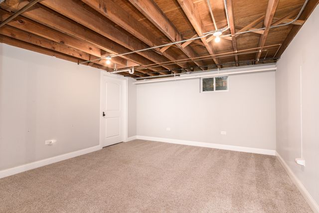 101 N Pine Street, Mount Prospect, IL 60056