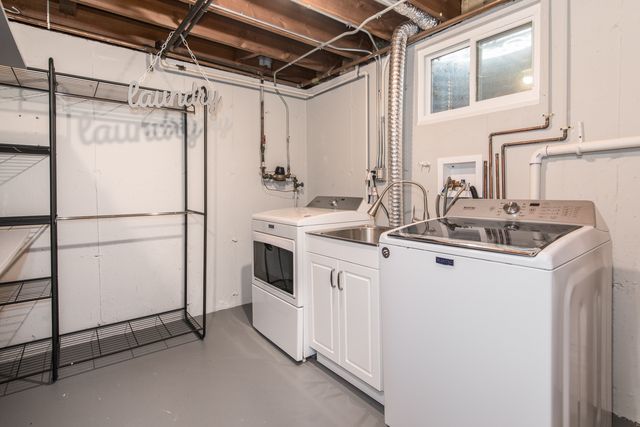 101 N Pine Street, Mount Prospect, IL 60056