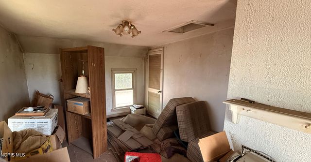 11519 Prov Neap Swan Road, Grand Rapids, OH 43522