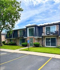 114B Foxberry Drive, Amherst, NY 14068