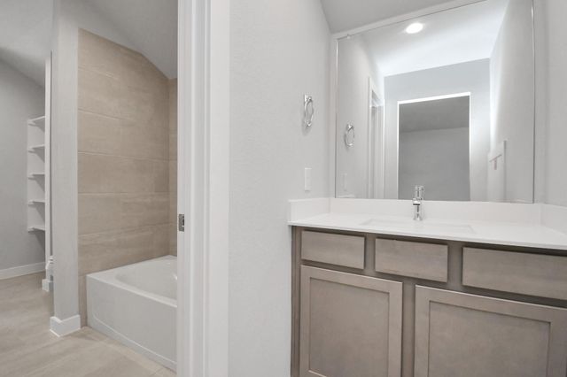 11807 Royal Willow Lane, Houston, TX 77066