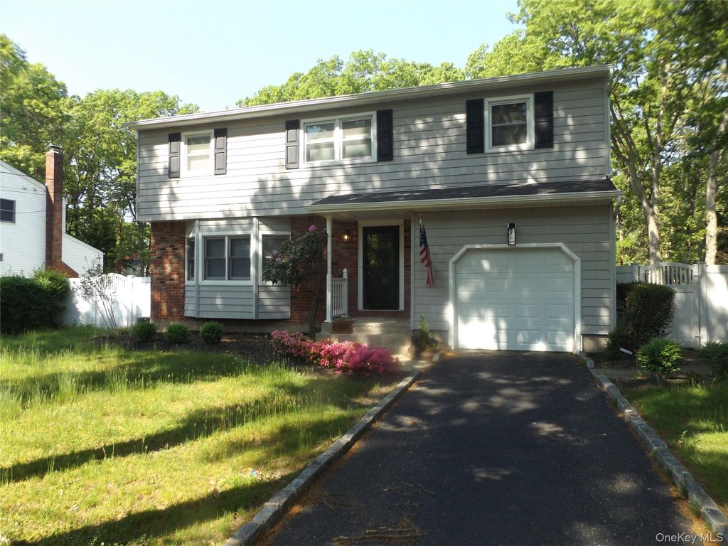 387 Mark Tree Road, Centereach, NY 11720