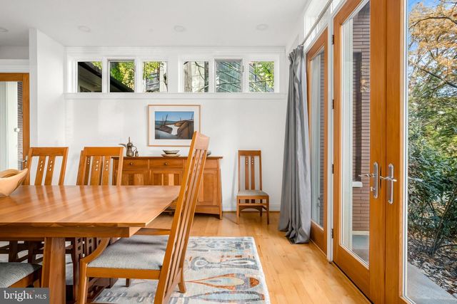 2807 CHESTERFIELD PL NW, Washington, DC 20008