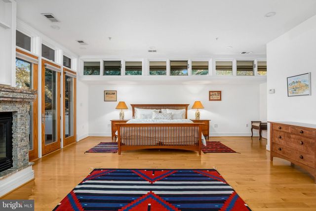 2807 CHESTERFIELD PL NW, Washington, DC 20008