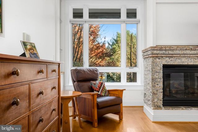 2807 CHESTERFIELD PL NW, Washington, DC 20008