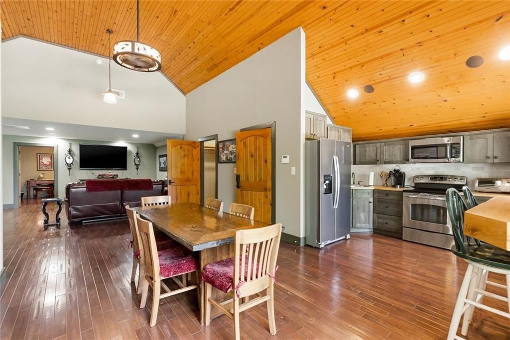 Image 125 of property listing at 5135 Howard Road, Cumming, GA 30040