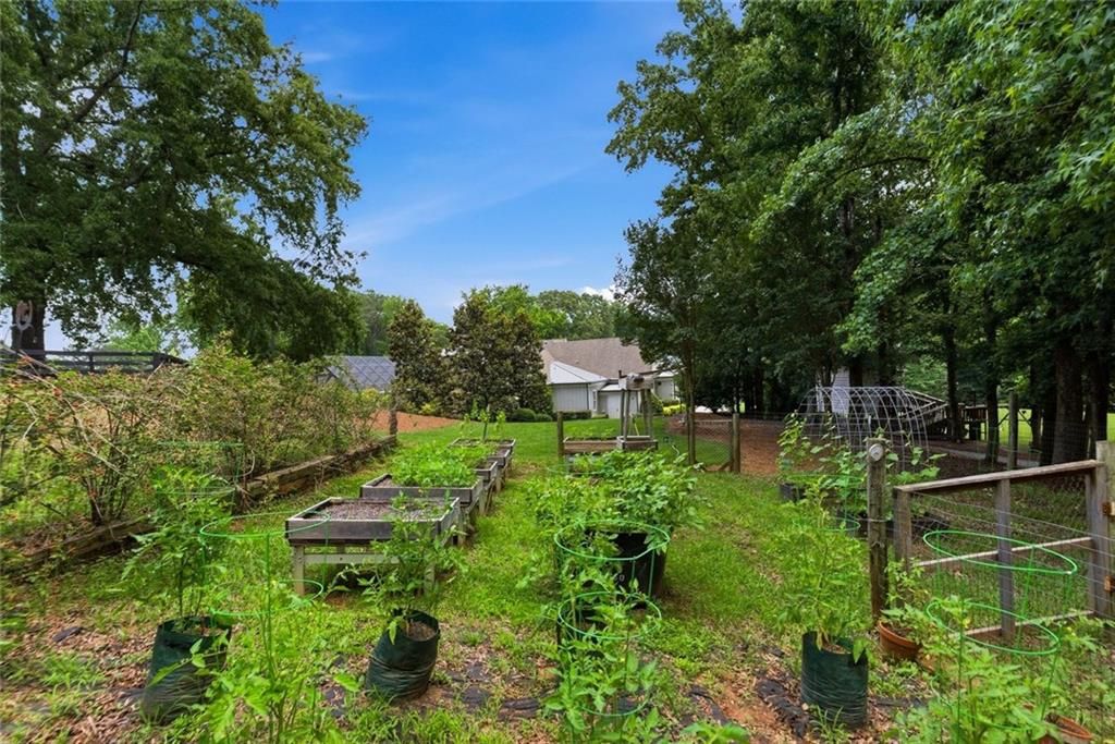 Image 158 of property listing at 5135 Howard Road, Cumming, GA 30040