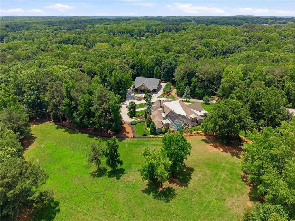 Image 171 of property listing at 5135 Howard Road, Cumming, GA 30040