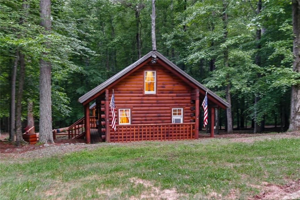 Image 188 of property listing at 5135 Howard Road, Cumming, GA 30040