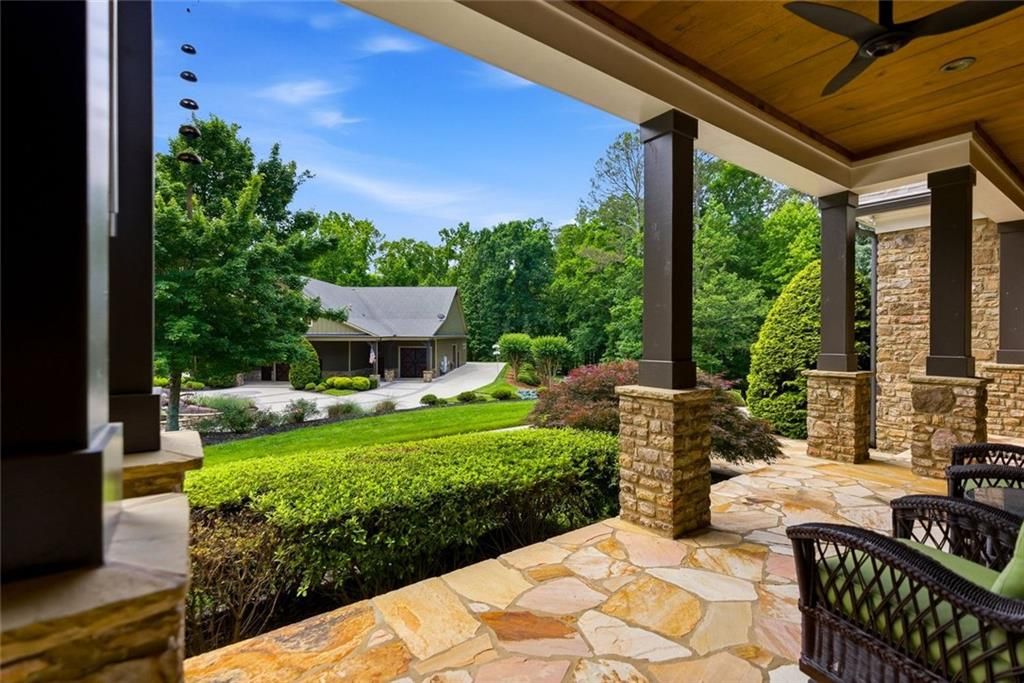 Image 8 of property listing at 5135 Howard Road, Cumming, GA 30040