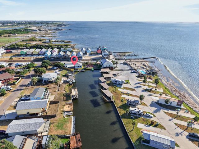 111 Caribbean Drive, Corpus Christi, TX 78418
